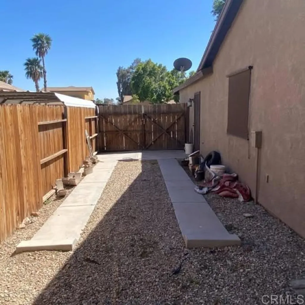 Additional image 5 of 2536 W Orange Avenue, El Centro, CA 92243