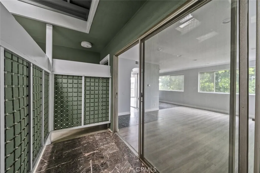 Additional image 40 of 6160 Whitsett Avenue Unit 8, North Hollywood, CA 91606