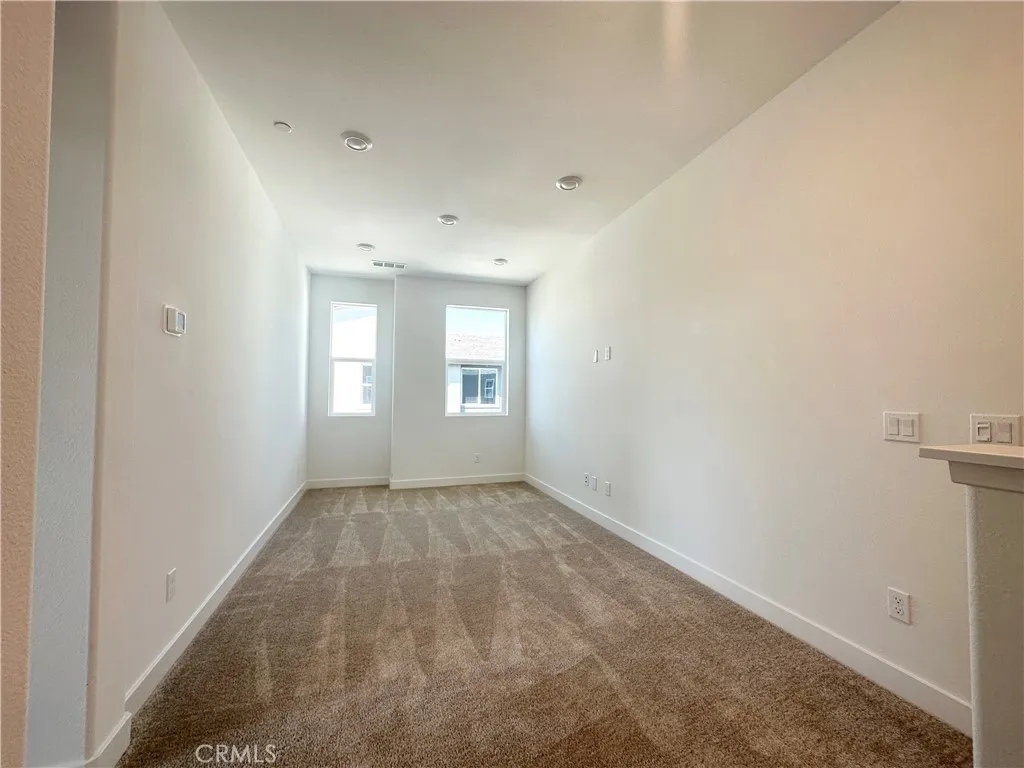 Additional image 57 of 322 Tank, Irvine, CA 92618