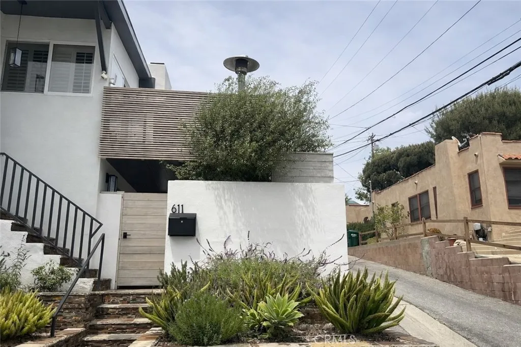 Additional image 2 of 611 Avenue C, Redondo Beach, CA 90277