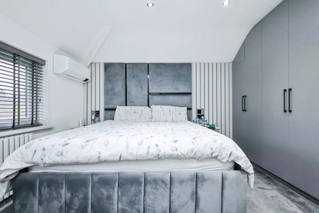 Additional image 13 of Yardley Wood Road, Birmingham, West Midlands, B13