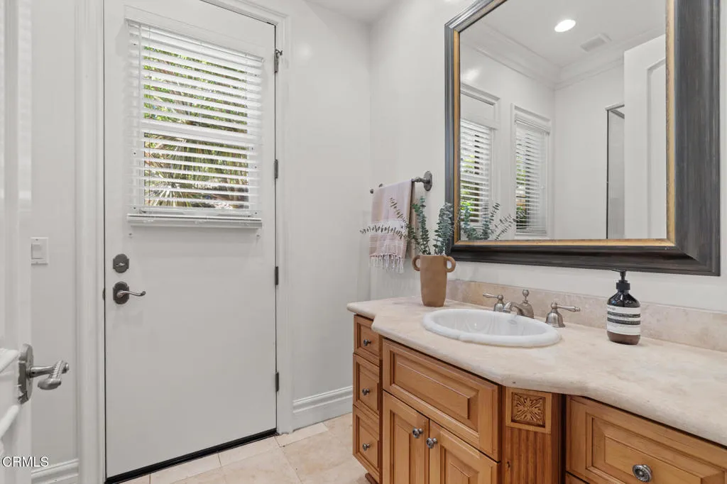 Additional image 98 of 1571 N Bundy Drive, Los Angeles, CA 90049