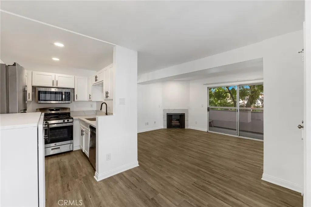 Additional image 23 of 4406 Cahuenga Boulevard Unit 101A, Toluca Lake, CA 91602
