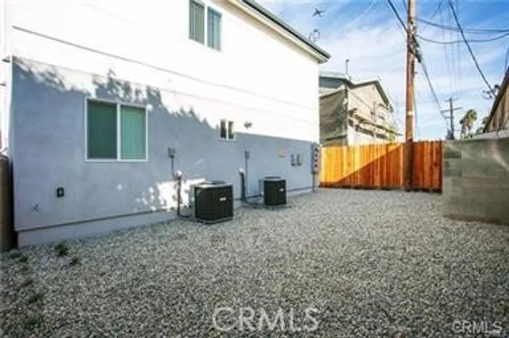 Additional image 12 of 622 W 85th Street Unit 1/2, Los Angeles, CA 90044
