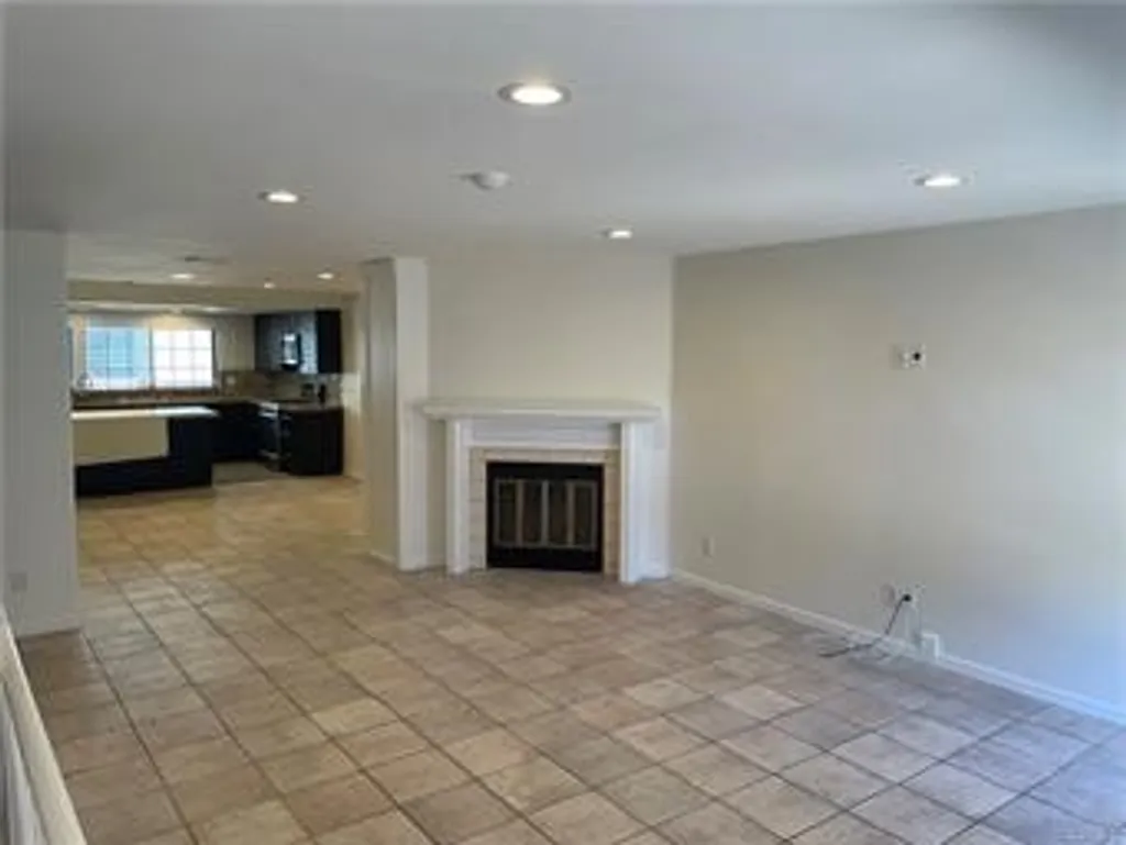 Additional image 4 of 240 S Broadway Ave Unit 9, Redondo Beach, CA 90277