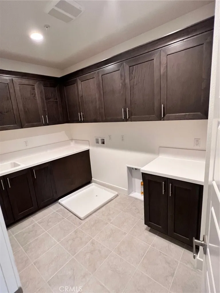 Additional image 69 of 114 Draw, Irvine, CA 92618