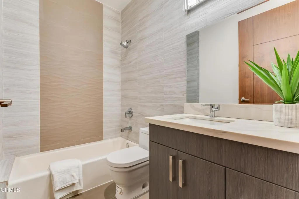 Additional image 112 of 12480 Viewcrest Road, Los Angeles, CA 91604