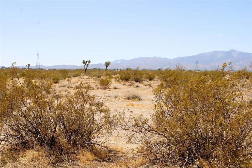 Additional image 12 of 14999 Mojave Drive, Phelan, CA 92371