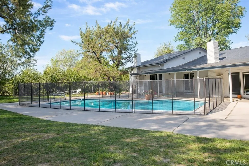 Additional image 4 of 5057 Shirley Avenue, Tarzana, CA 91356