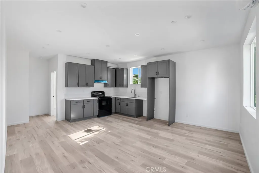 Additional image 14 of 20553 Valerio, Winnetka, CA 91306