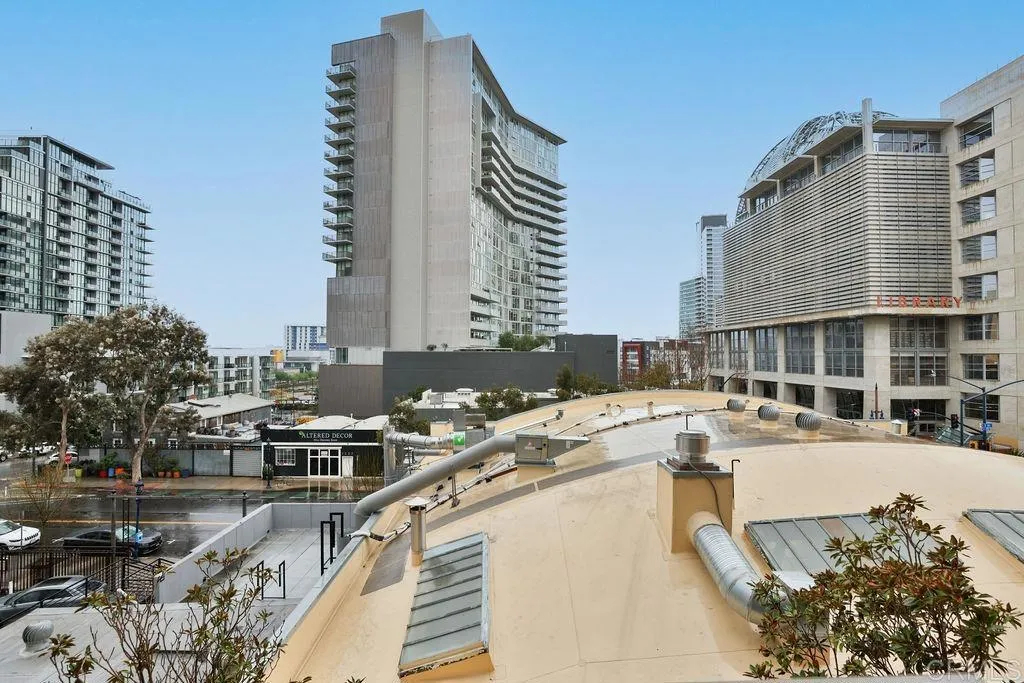 Additional image 57 of 1225 Island, San Diego, CA 92101