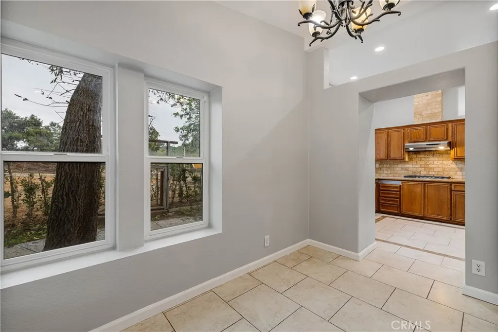 Additional image 11 of 15608 Tierra Rejada Rd S, Moorpark, CA 93021