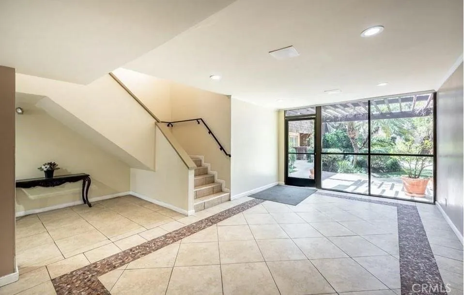 Additional image 32 of 5403 Newcastle Avenue Unit 12, Encino, CA 91316