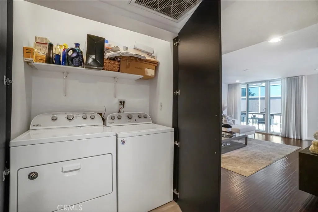 Additional image 30 of 22041 Costanso Street Unit 104, Woodland Hills, CA 91364