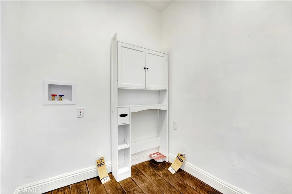 Additional image 11 of 750 W 118th St, Los Angeles, CA 90044