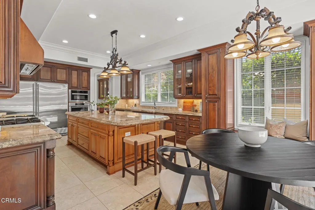 Additional image 92 of 1571 N Bundy Drive, Los Angeles, CA 90049