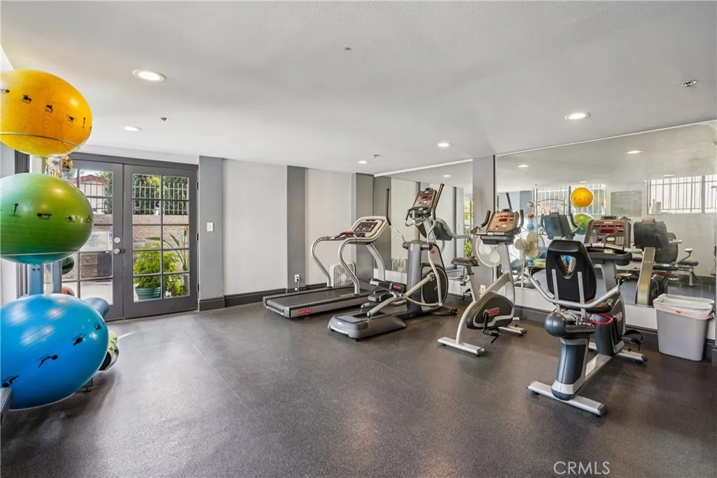 Additional image 8 of 11162 Camarillo St Unit 106, West Toluca Lake, CA 91602