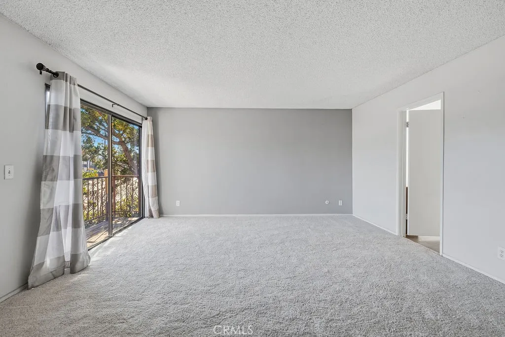 Additional image 19 of 7231 Balboa Unit A, Lake Balboa, CA 91406