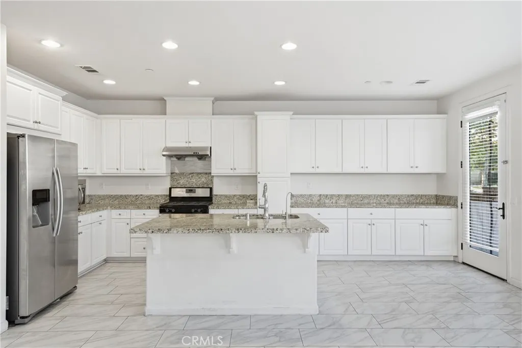 Additional image 34 of 2830 E Via Fiano, Ontario, CA 91764