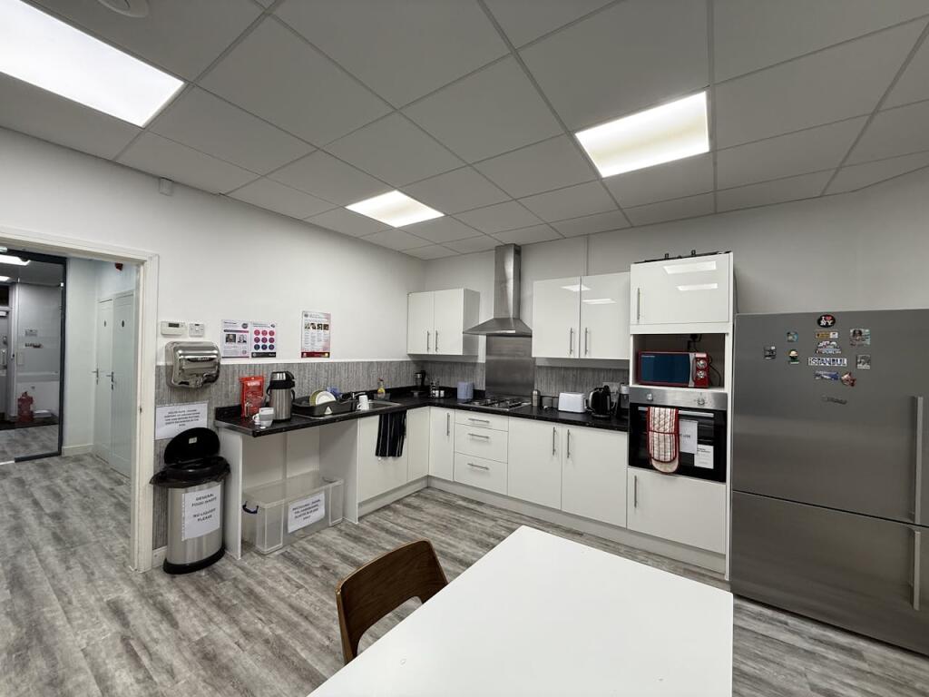 房产图片 8 - 伯明翰乔治路The Cloisters第7单元，邮编B15 1NP