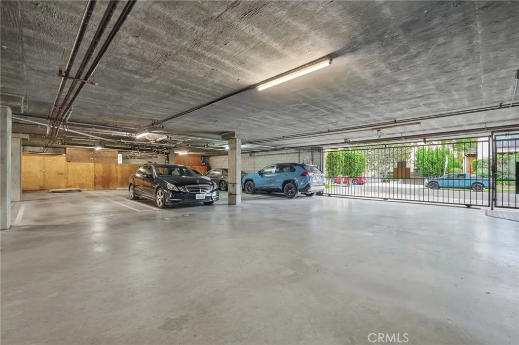 Additional image 56 of 2219 S Bentley Avenue Unit 303, Los Angeles, CA 90064