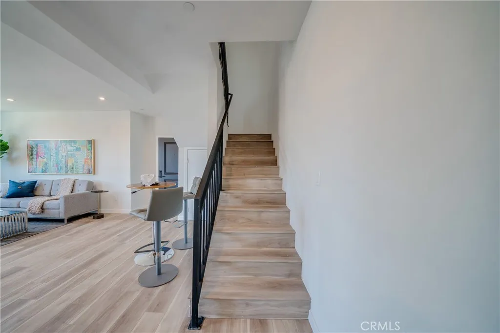 Additional image 8 of 7018 Alabama Avenue Unit 301, Canoga Park, CA 91303