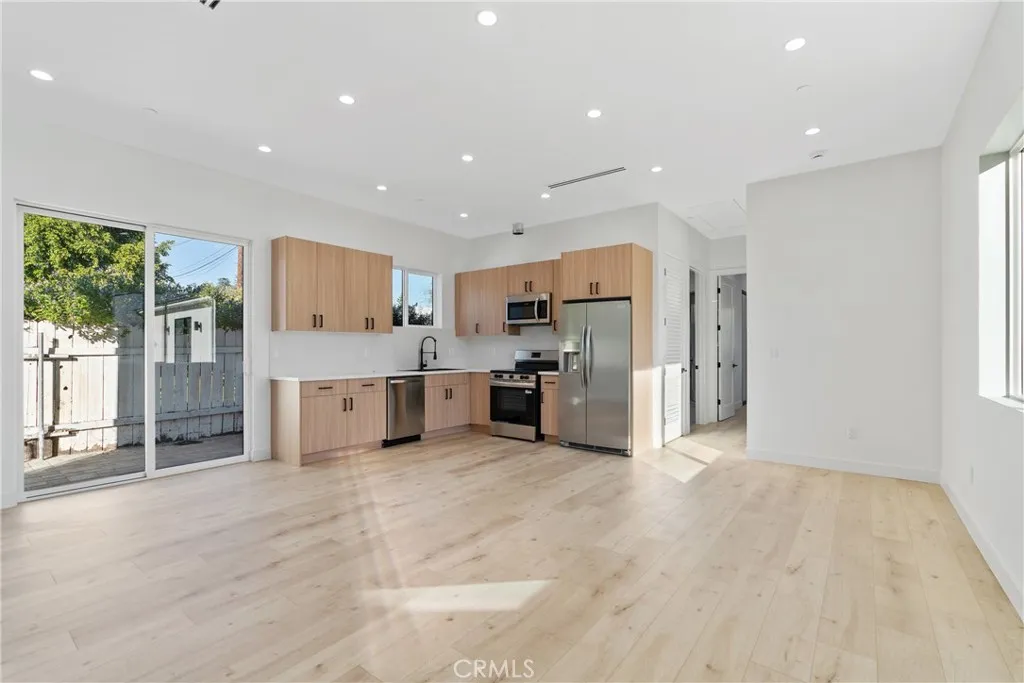 Additional image 2 of 17315 Los Alimos Unit 1/2, Granada Hills, CA 91344