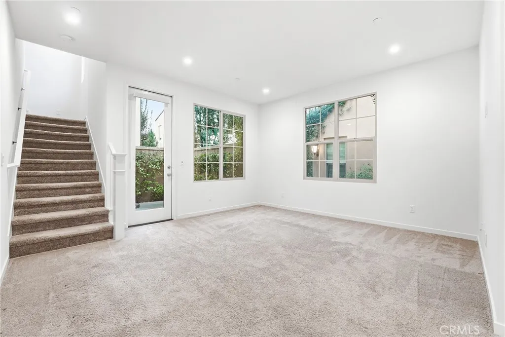 Additional image 4 of 125 Messenger, Irvine, CA 92618