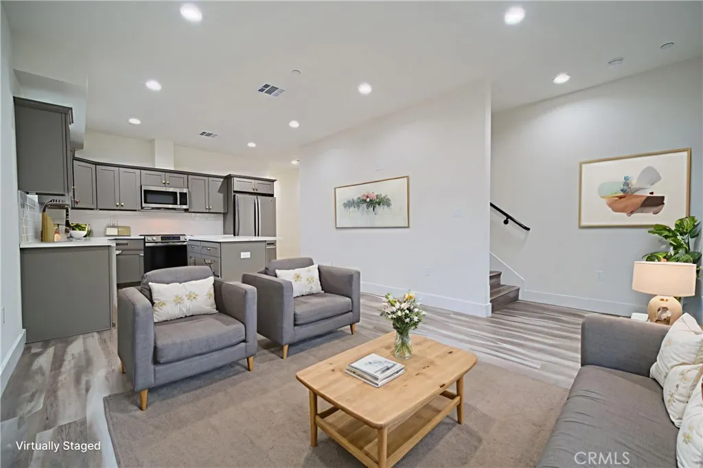 Additional image 31 of 2011 S 8th Avenue, Los Angeles, CA 90018