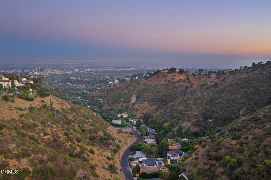 Additional image 78 of 1571 N Bundy Drive, Los Angeles, CA 90049