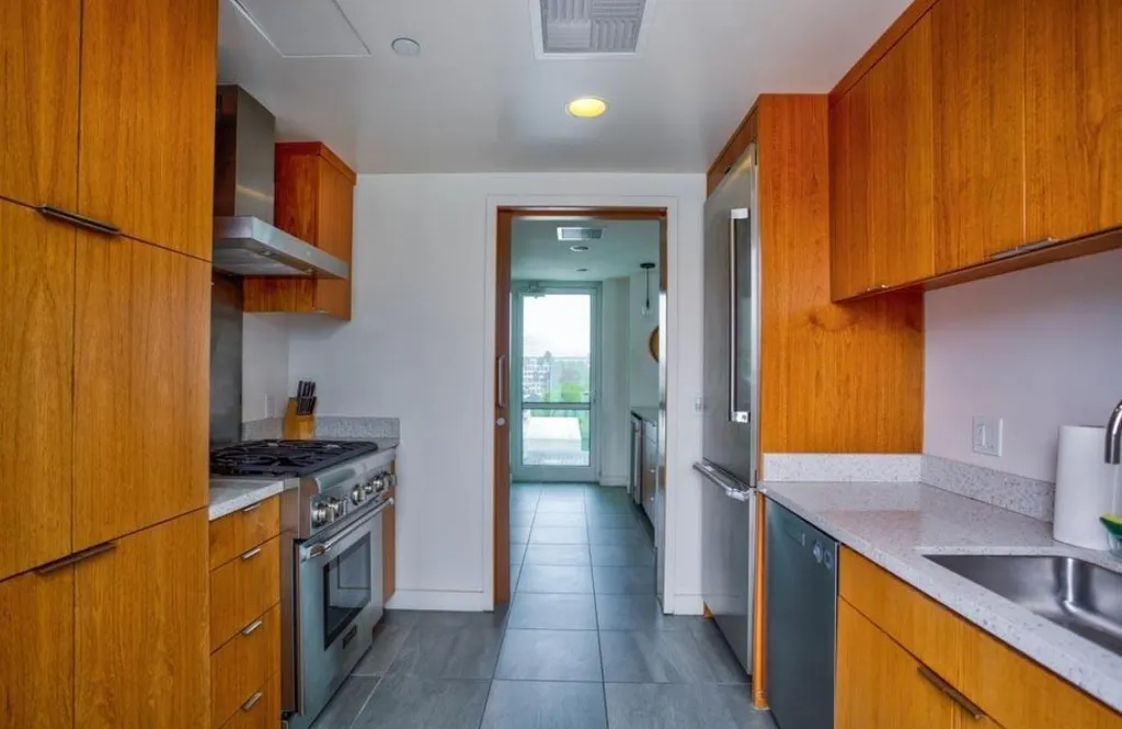 Additional image 40 of 1705 Ocean Unit 210, Santa Monica, CA 90401