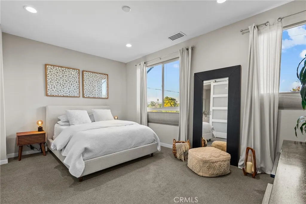 Additional image 27 of 13135 W Lumina Way, Valley Glen, CA 91401