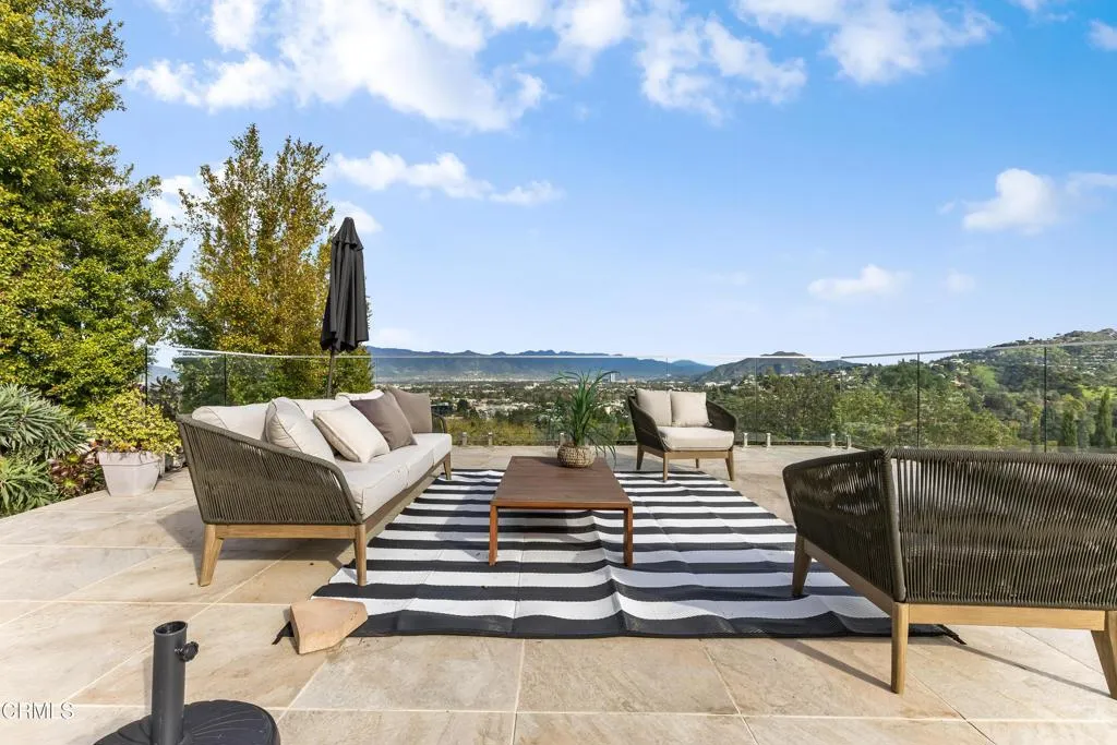 Additional image 37 of 12480 Viewcrest Road, Los Angeles, CA 91604