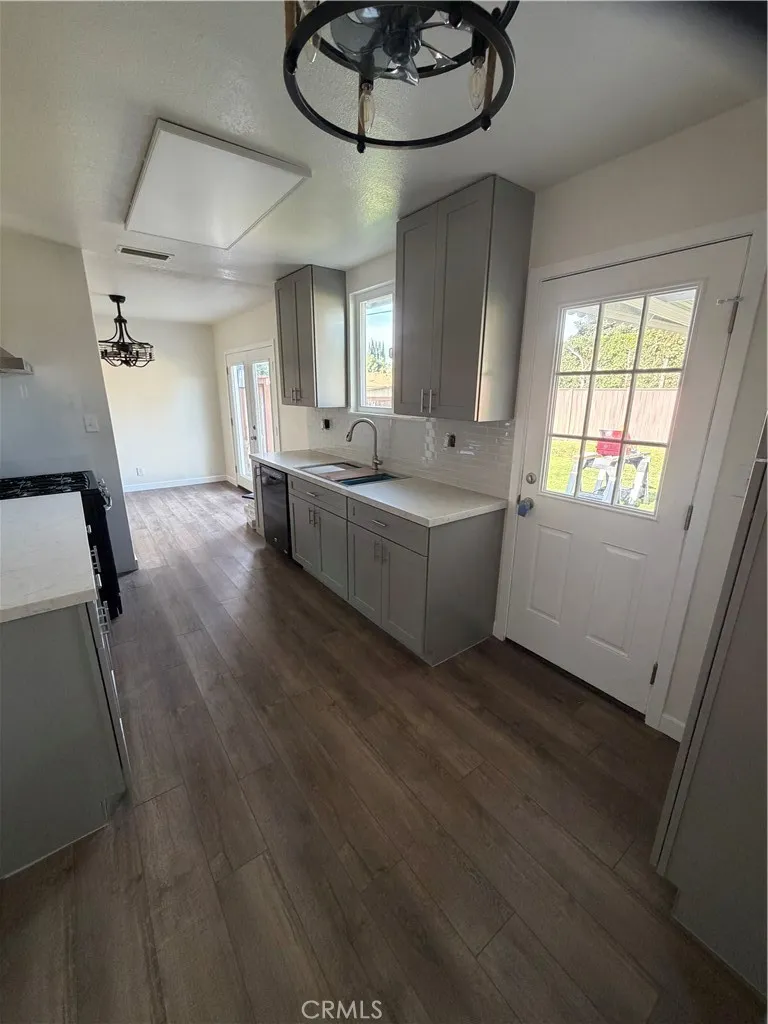 Additional image 31 of 2431 E Commonwealth Ave, Fullerton, CA 92831