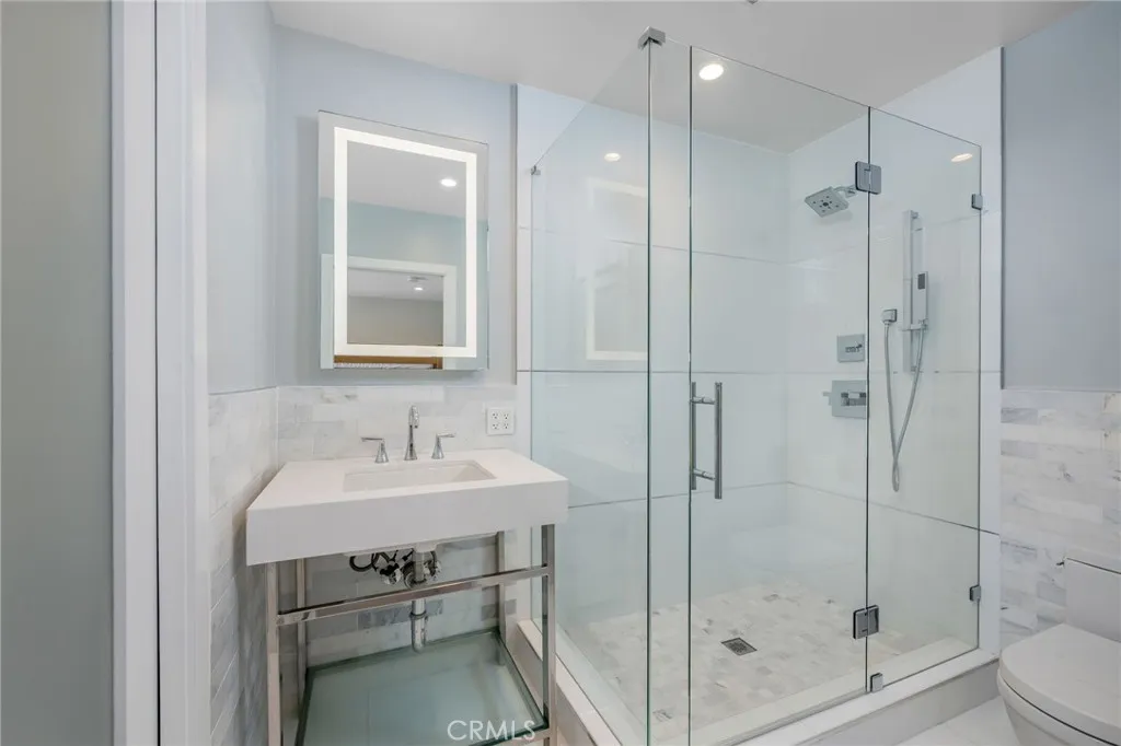 Additional image 46 of 91 Blue Lagoon, Laguna Beach, CA 92651