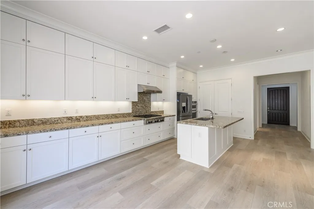 Additional image 55 of 71 Stetson, Irvine, CA 92602