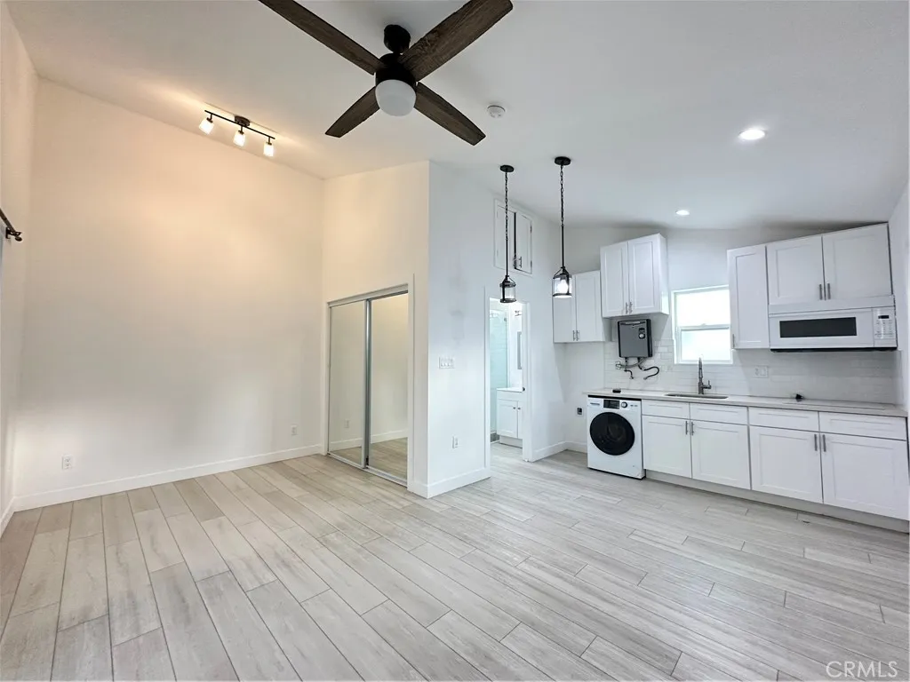 Additional image 2 of 19119 Delight Street, Canyon Country, CA 91351