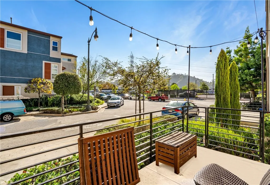 Additional image 82 of 2700 E.Chaucer Street Unit 2, Los Angeles, CA 90065