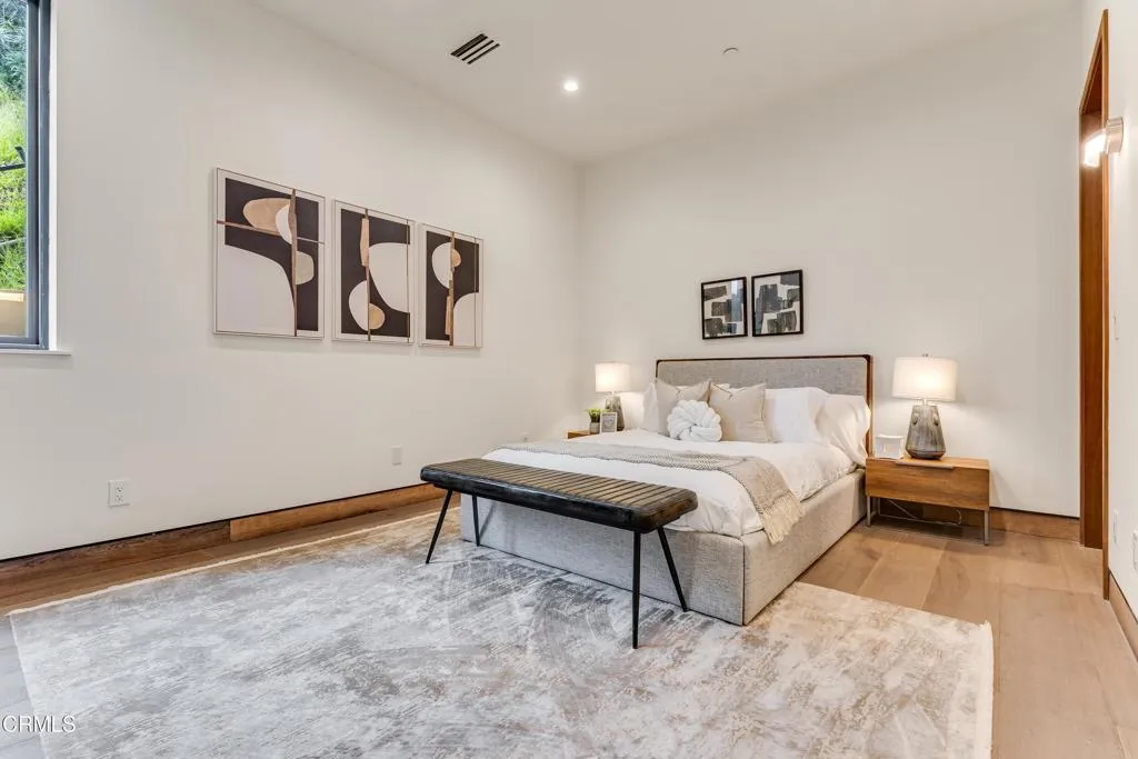 Additional image 113 of 12480 Viewcrest Road, Los Angeles, CA 91604