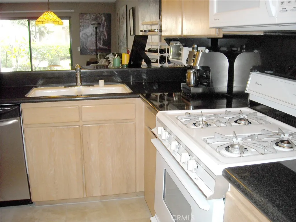 Additional image 29 of 182 Tangelo, Irvine, CA 92618