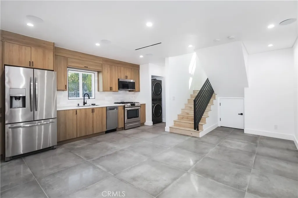 Additional image 85 of 6230 Beeman Avenue, North Hollywood, CA 91606