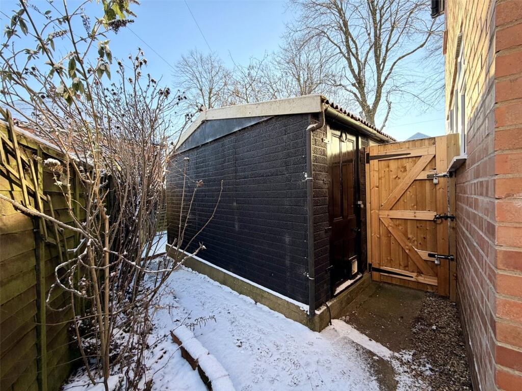 房产图片 24 - 伯明翰西米德兰兹沃斯特米德尔斯，B14，Stot Fold Road