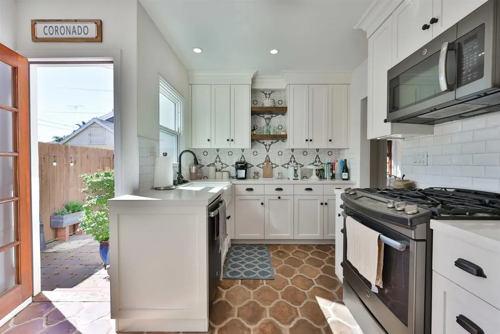 Additional image 73 of 408 5th St, Coronado, CA 92118