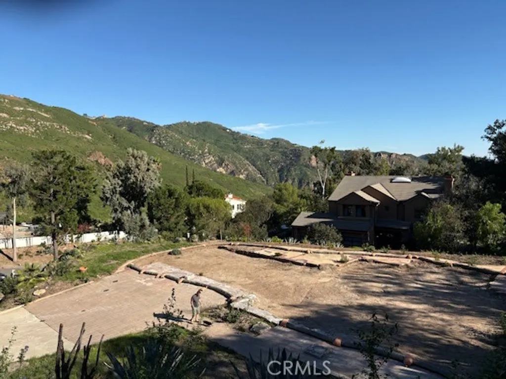 Additional image 5 of 23422 W Copacabana St, Malibu, CA 90265