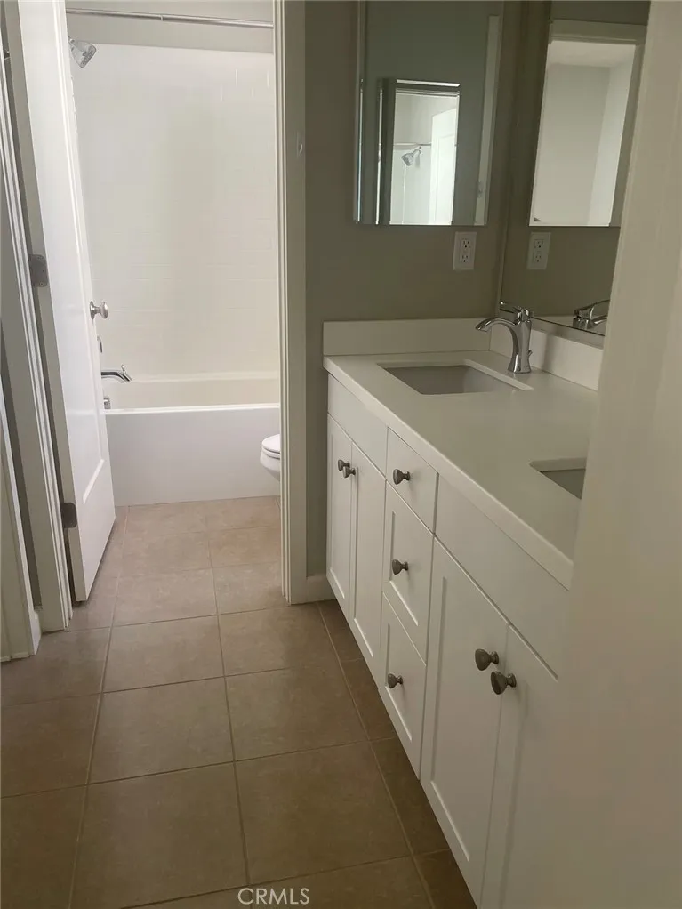 Additional image 21 of 121 Holly Springs, Irvine, CA 92618