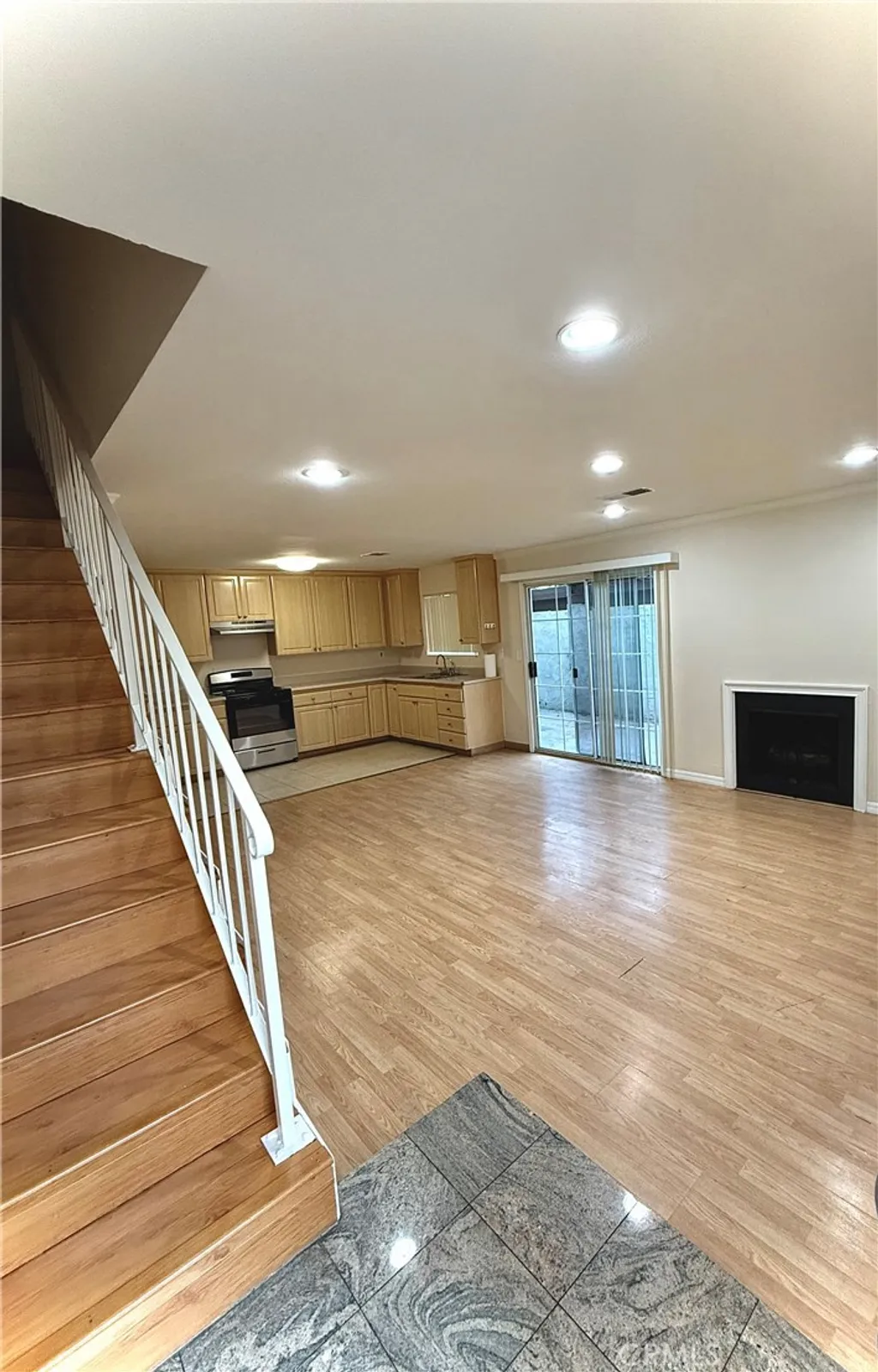 Additional image 5 of 6439 Woodman Ave Unit 1, Van Nuys, CA 91401