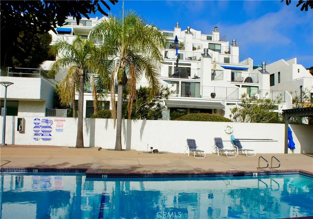 Additional image 2 of 736 Gould Avenue Unit 30, Hermosa Beach, CA 90254