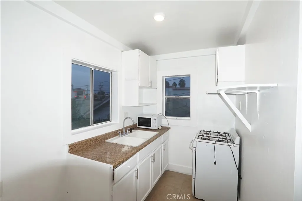 Additional image 15 of 439 W Florence Unit 441 1/2, Los Angeles, CA 90003