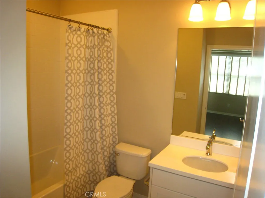 Additional image 34 of 235 Kempton, Irvine, CA 92620