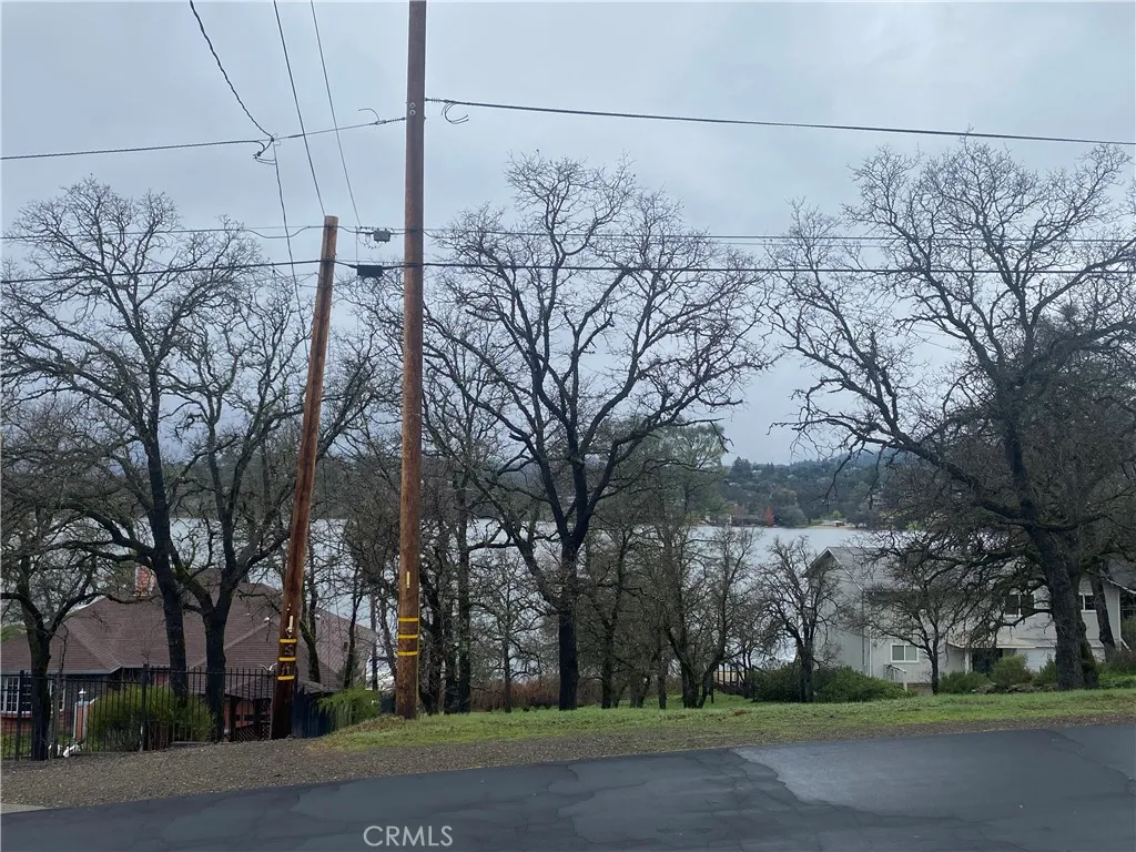 Additional image 6 of 19210 N Shore Court, Hidden Valley Lake, CA 95467